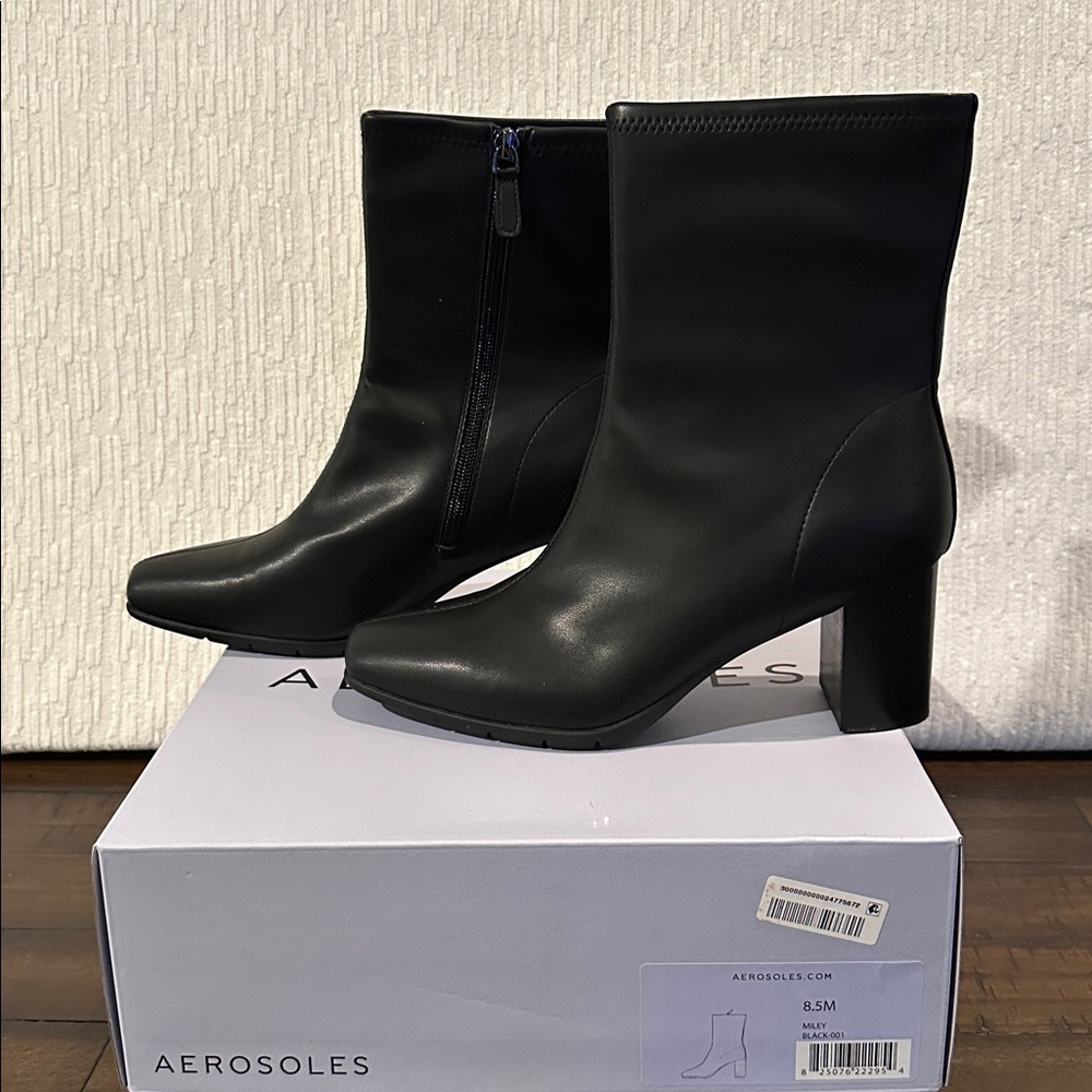 Aerosols Black Ankle Boots NIB